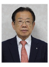 スーツ姿の坂本英夫町長の顔写真